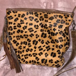 Concealed carry leopard crossbody